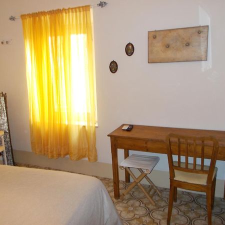 Guest House Le Arti Minori Serravalle Pistoiese Exteriör bild